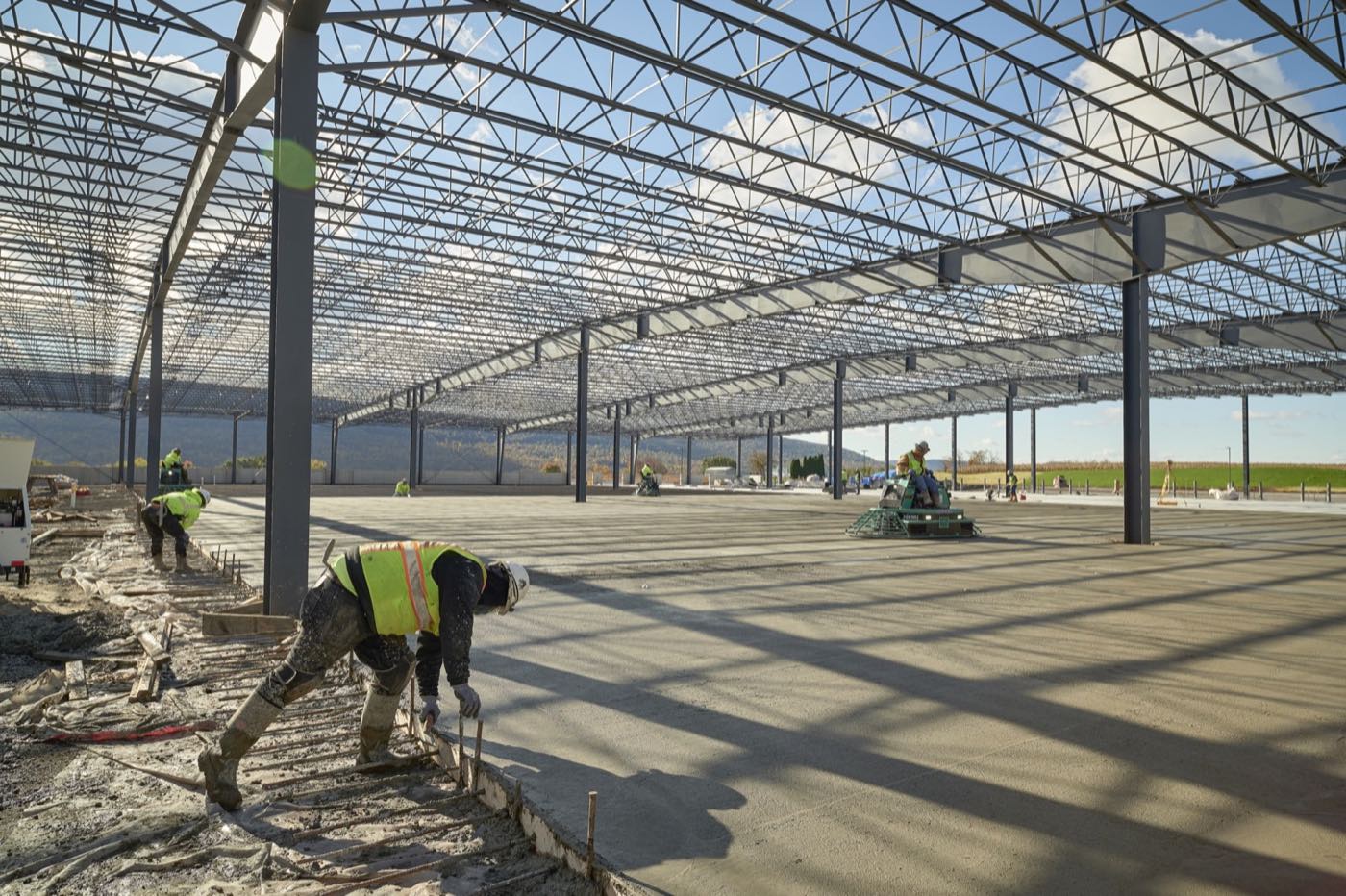 LV Concrete crew placing a large commercial slab